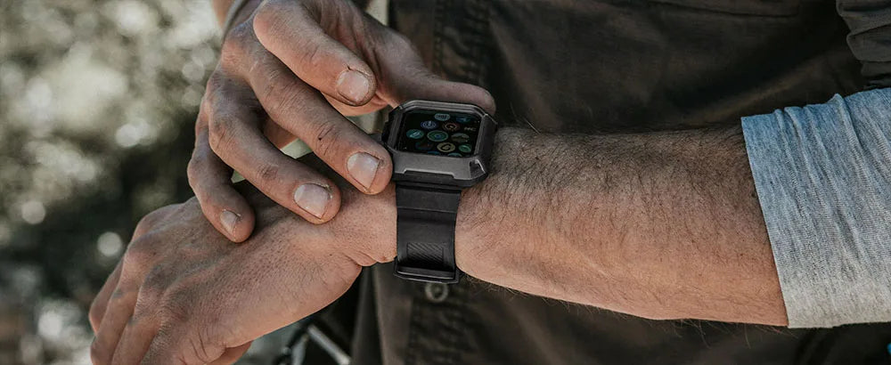 Apple Watch Case 45/44mm – Rugged Protective Cover with Strap for Series 9/8/7/SE